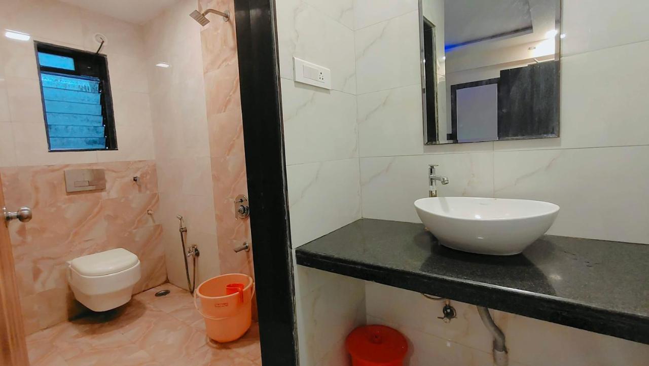 Hotel Mari Aai Residency Navi Mumbai Esterno foto