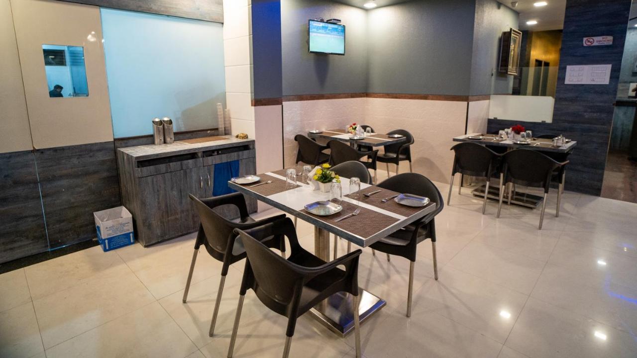 Hotel Mari Aai Residency Navi Mumbai Esterno foto